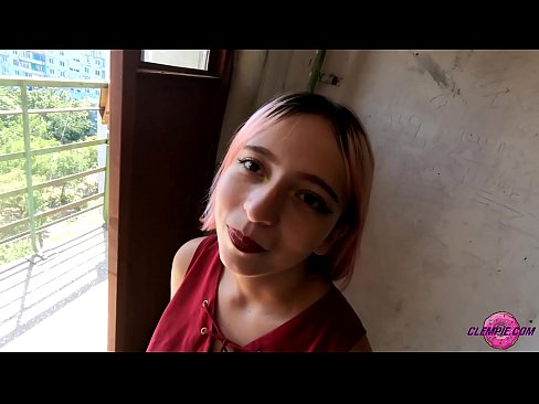 ❤️ סענסואַל תּלמיד סאַקס אַ פרעמדער אין די אָוטבאַקק - מיט זיין פּנים ❤️❌ פּאָרנאָ ביי אונדז